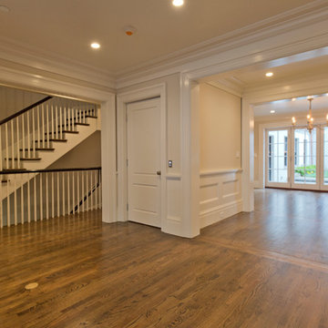 Beacon Hill Traditional Single Family - Living Room