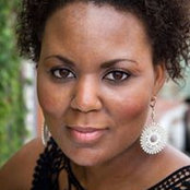 Sharonne Whittaker-Phan's photo