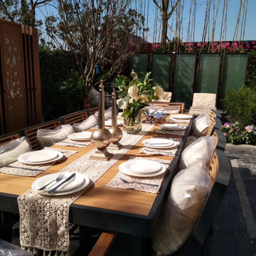 2017 York Aluminum Outdoor Dining Set