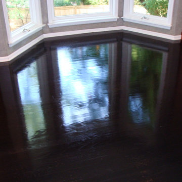 Ebony High-gloss wood floors