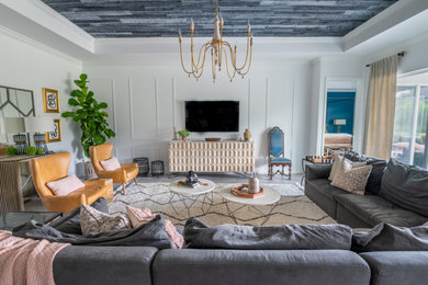 Example of a living room design in Tampa