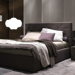 Lanuit Bed - Platform Beds