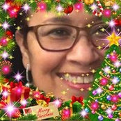 Lyndia Saloy's photo