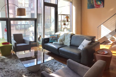 Example of a trendy living room design in Philadelphia