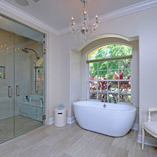 702 dondale bathroom