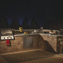 outdoor kitchen