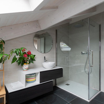 CASA A SCHIERA TV -BAGNI E MANSARDA