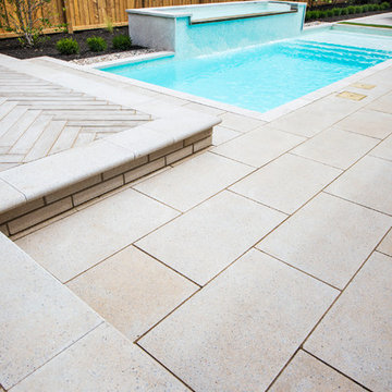 Contemporary backyard in Beaconsfield