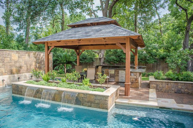 Design ideas for a traditional pool in Houston.