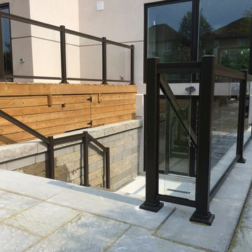 Aluminum and Glass Deck Railings - 108