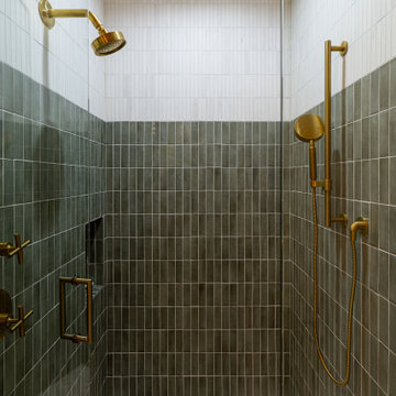 Settlers Court