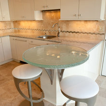 Eat-In Kitchen