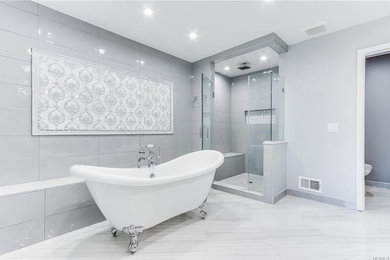 Imagen de cuarto de baño contemporáneo grande