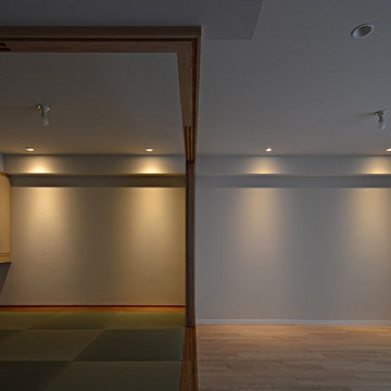 小上がり和室と子供室が繋がる家(La casa que el cuarto para niños se relaciona con el cuarto del