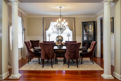 Trendy dining room photo in Chicago