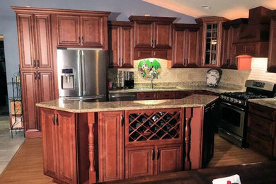 Elegant kitchen photo in Miami