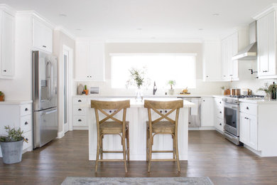Inspiration for a kitchen remodel in Los Angeles
