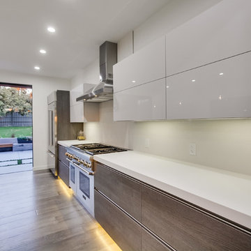 COOL MODERN KITCHEN IN LOS ANGELES, CA