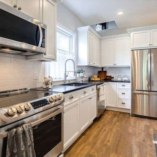 F&S Kitchen and Bath Design Studio Review]