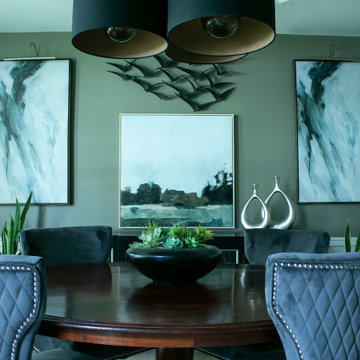 Contemporary Meeting Room