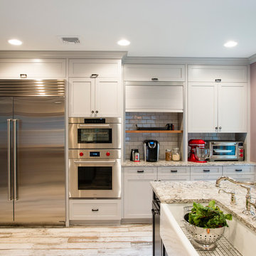 Vintage Kitchen loaded with High Tech