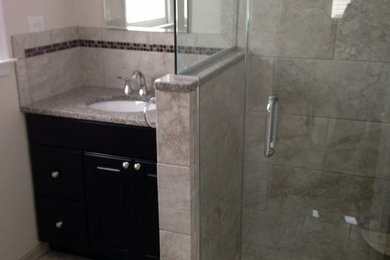 Bathroom - traditional bathroom idea in Philadelphia
