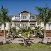 Foto di Aqua Custom Homes