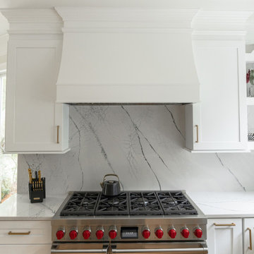 PEACHTREE CITY Clean and Modern Kitchen