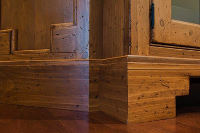 Inspiration for a rustic living room remodel in Columbus