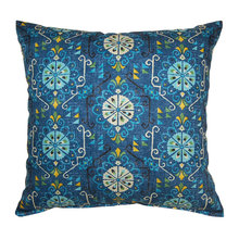 pillows/throws