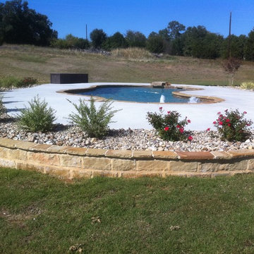 Freeform Pool + Bubblers