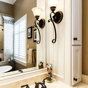 Roswell Master Bathroom