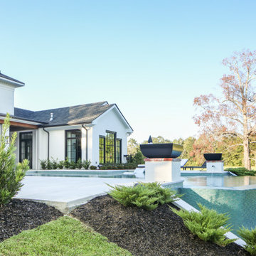 Central, LA Residence