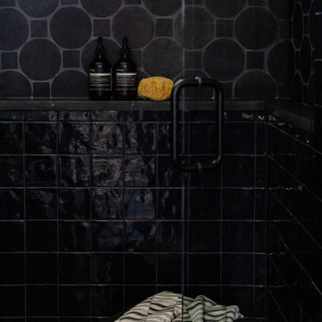The Noir Retreat | Upstairs Bathroom