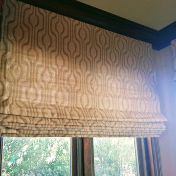 Outside mount flat roman shade