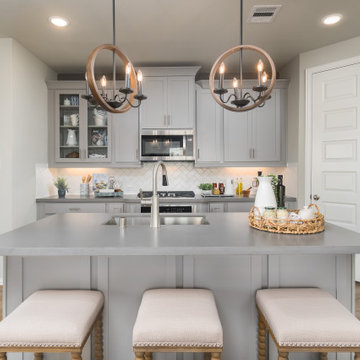 Houston, Texas | Enclave at Lake Shore Harbour - Enclave Bermuda Kitchen