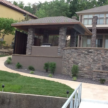 Ewing Pool / Outdoor Kitchen
