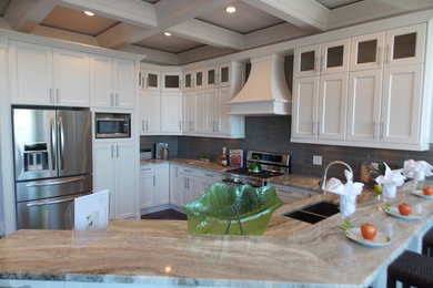 Kitchen photo in Vancouver