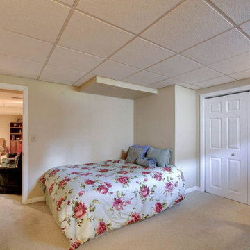 123 Lenox Drive, Glastonbury