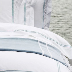 Hotel 2-Line Stitch 220 Thread Count Percale - Bedding