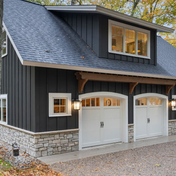 Petite Modern Farmhouse