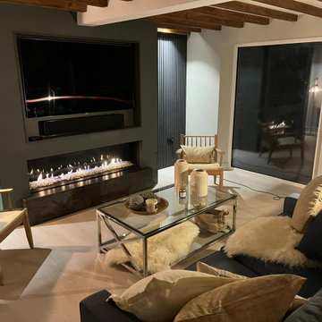 Media Walls with Gas Fire