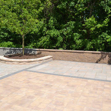 10,000-sq-ft Outdoor Paver Gallery at Yardville Supply