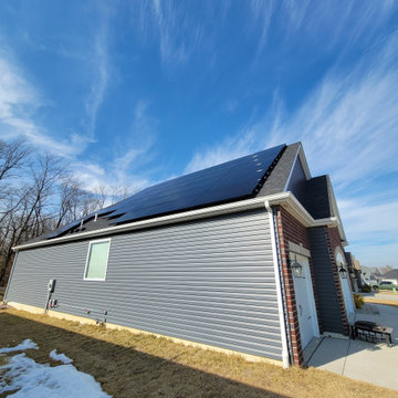 30 LG 425 watt panels