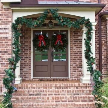 Cordless Wreaths for your Front Door
