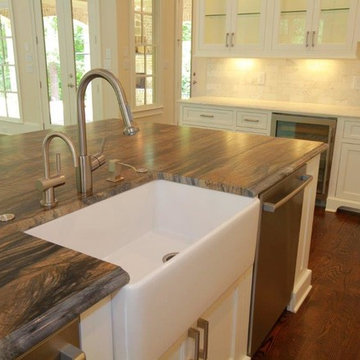 Sandalus Granite Leathered - Kitchen Island