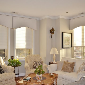 Living Room/Dining Room w/ White Cornices