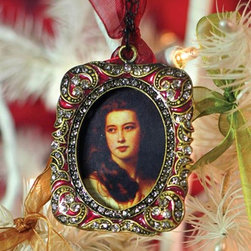 Heirloom Frame Ornament - Christmas Ornaments