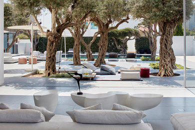 Example of a trendy pool design