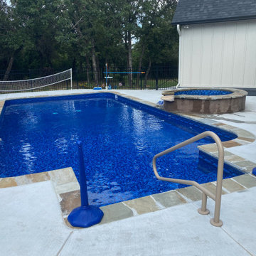 Polymer Vinyl Liner pool with concrete spa